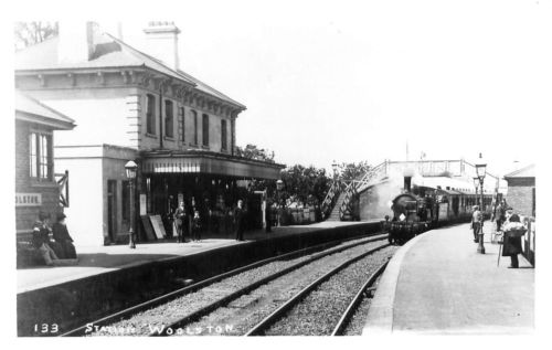 Southampton to Fareham Sholing Railway Station Photo Netley 12 Woolston 